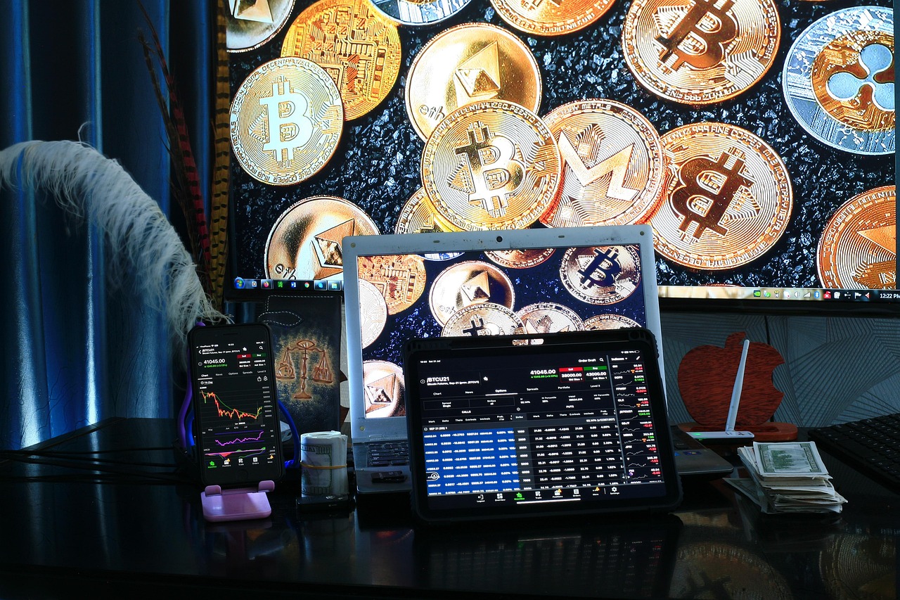 DeFi vs. Traditional Trading: Which Platform Offers Better Returns in 2025?